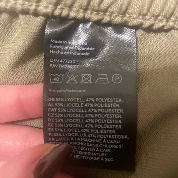 H&M drawstring olive pants - Picture 3 of 4